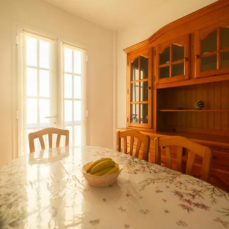 Leomar I Apartment