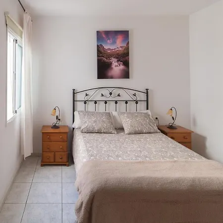 Apartment Leomar I *